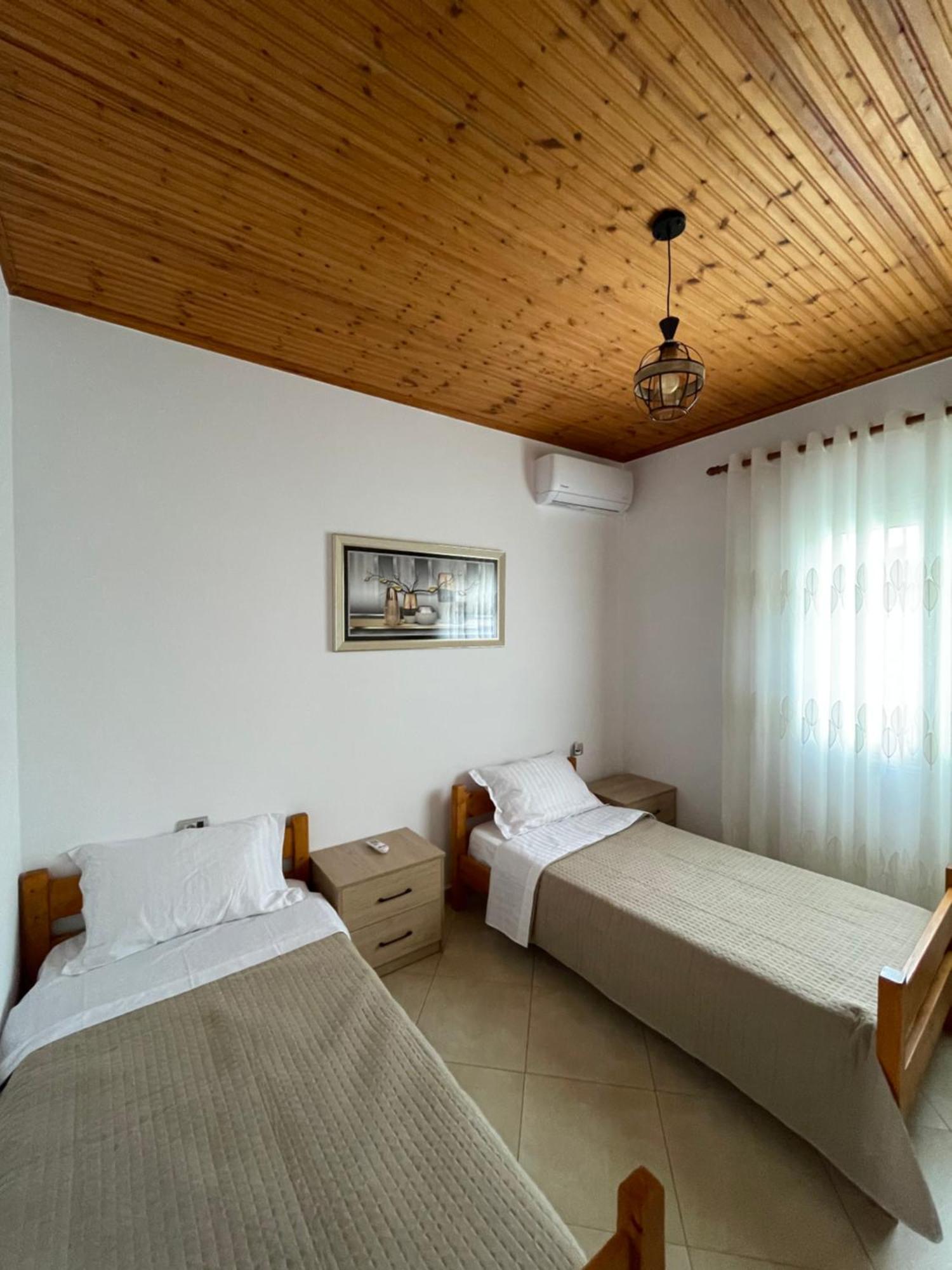 Rent Rooms Sakolli Berat Eksteriør billede