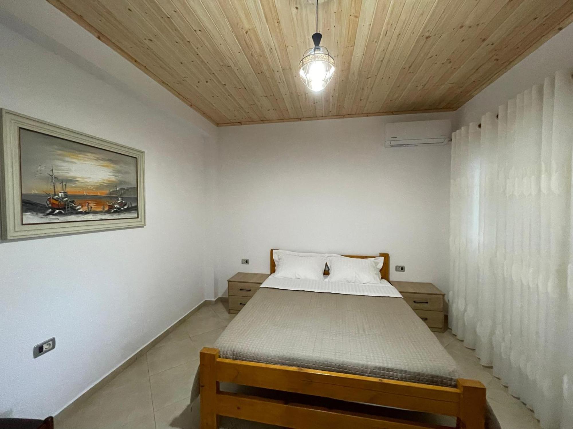 Rent Rooms Sakolli Berat Eksteriør billede